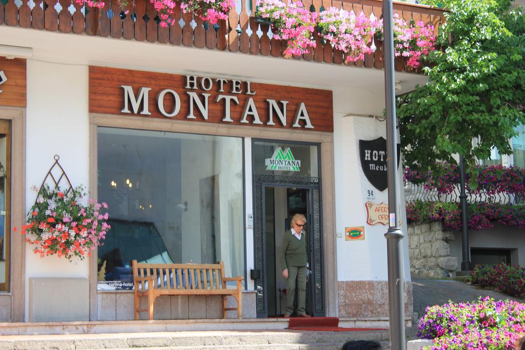 Hotel Montana- Ricarica Auto Elettriche Cortina dʼAmpezzo Exteriör bild